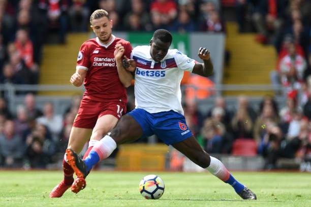 前锋肖穆罗 前锋肖穆罗